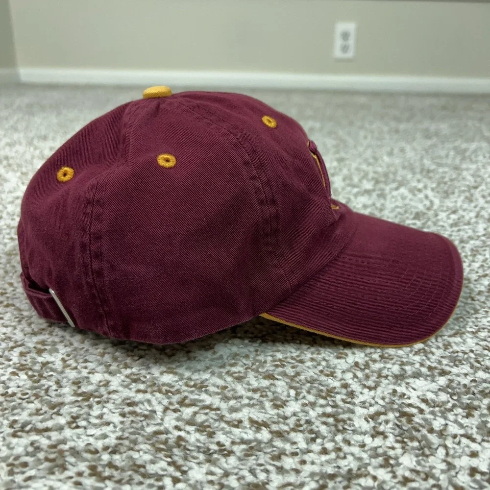 Minnesota Golden Gophers Hat Cap Strap Back‎ One Size Red NCAA Top Of The World